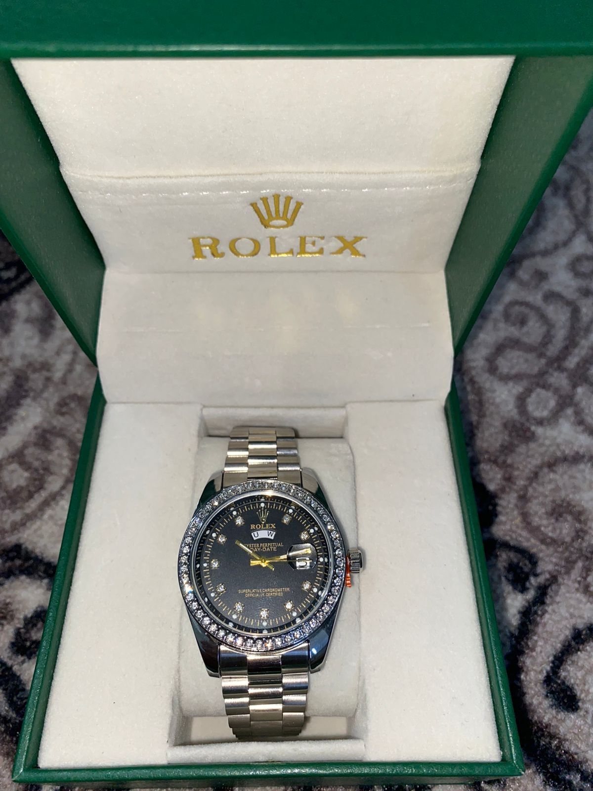 Продам часы новый  Rolex