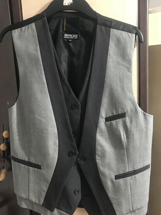 Vand vesta New Yorker de purtar cu tricou