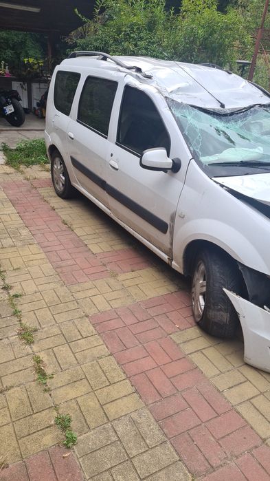 Vand logan 1,6 16 v avariat