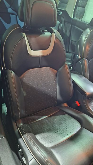 Citroen C5 x7 3.0 HDI V6 automat hydractive 3+