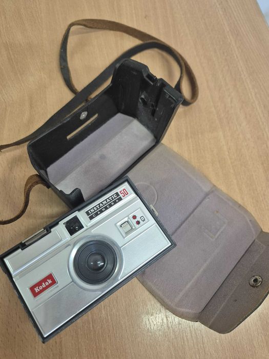 Aparat foto vintage Kodak Instamatic 50