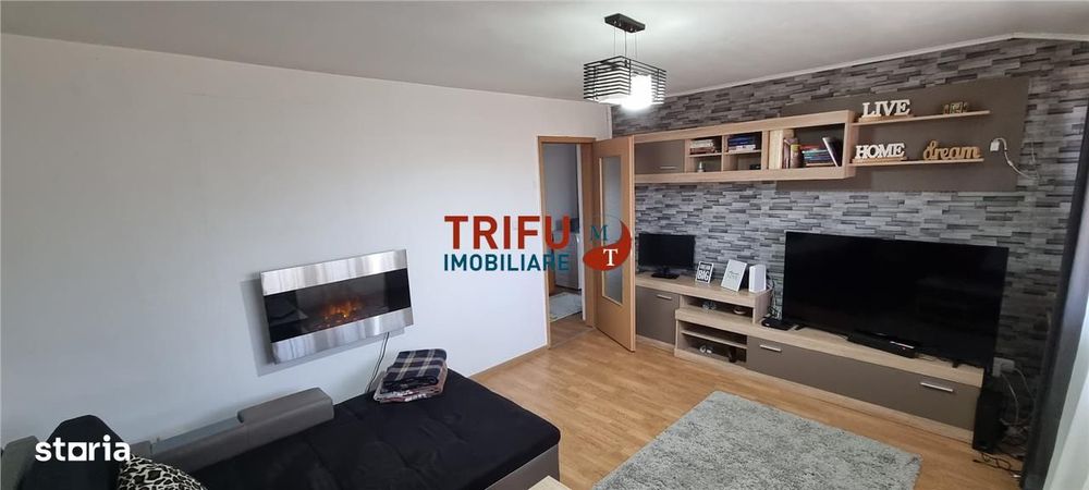 Apartament cu 3 Camere de Vânzare în Zona Piata Cetate
