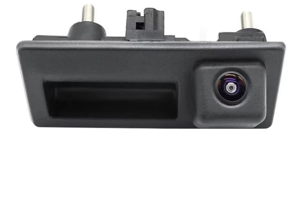 Camera mansalier integrata in maner vw