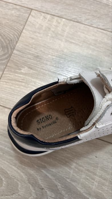 Sneakersi piele dama