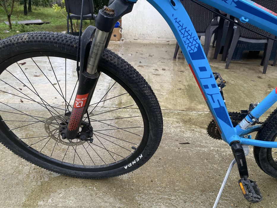Vand bicicleta dhs terrana 27 care functioneaza impecabil