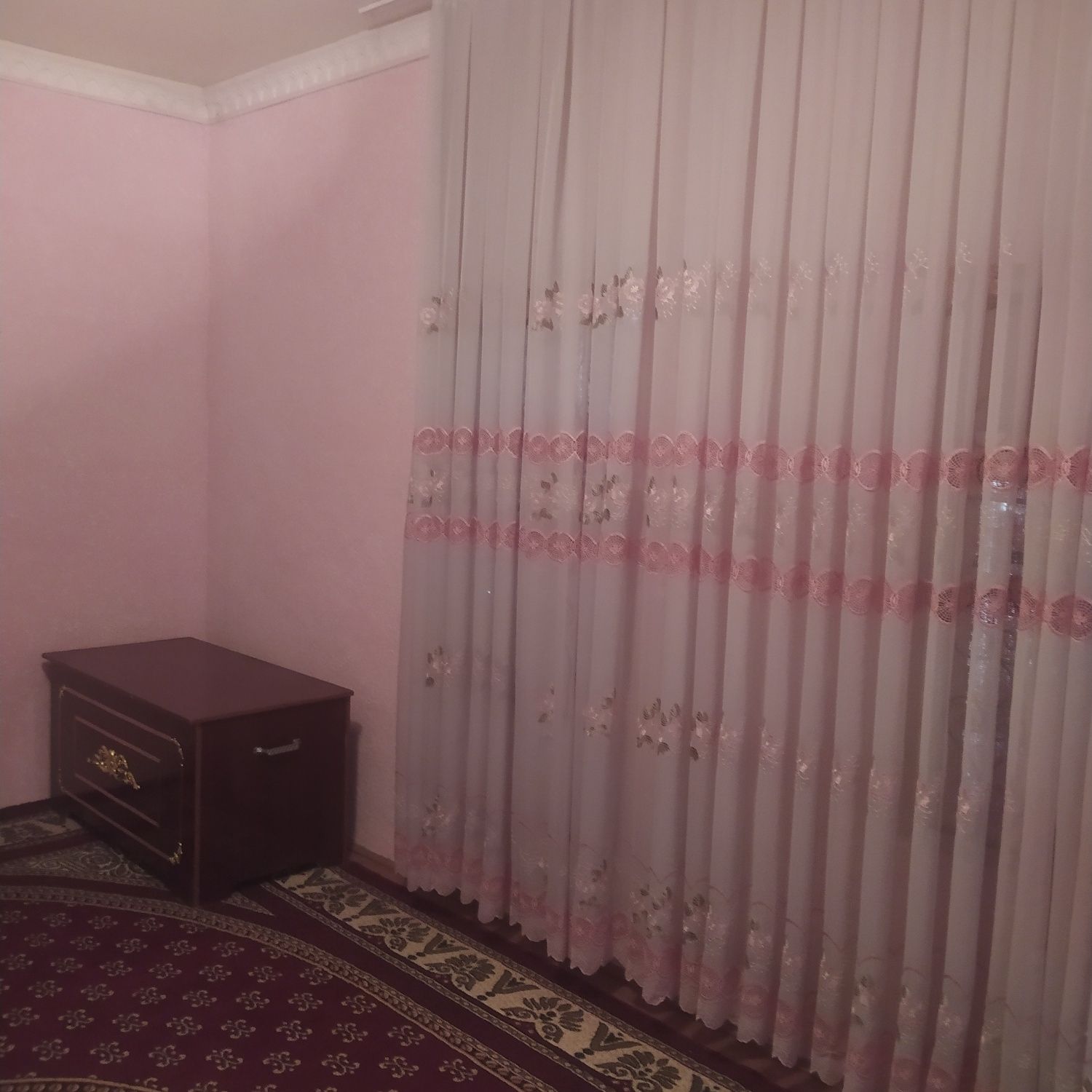 Uy turar jou Buxoro viloyati Vobkent tumanida. 22 sotiq,18 xonasi bir.