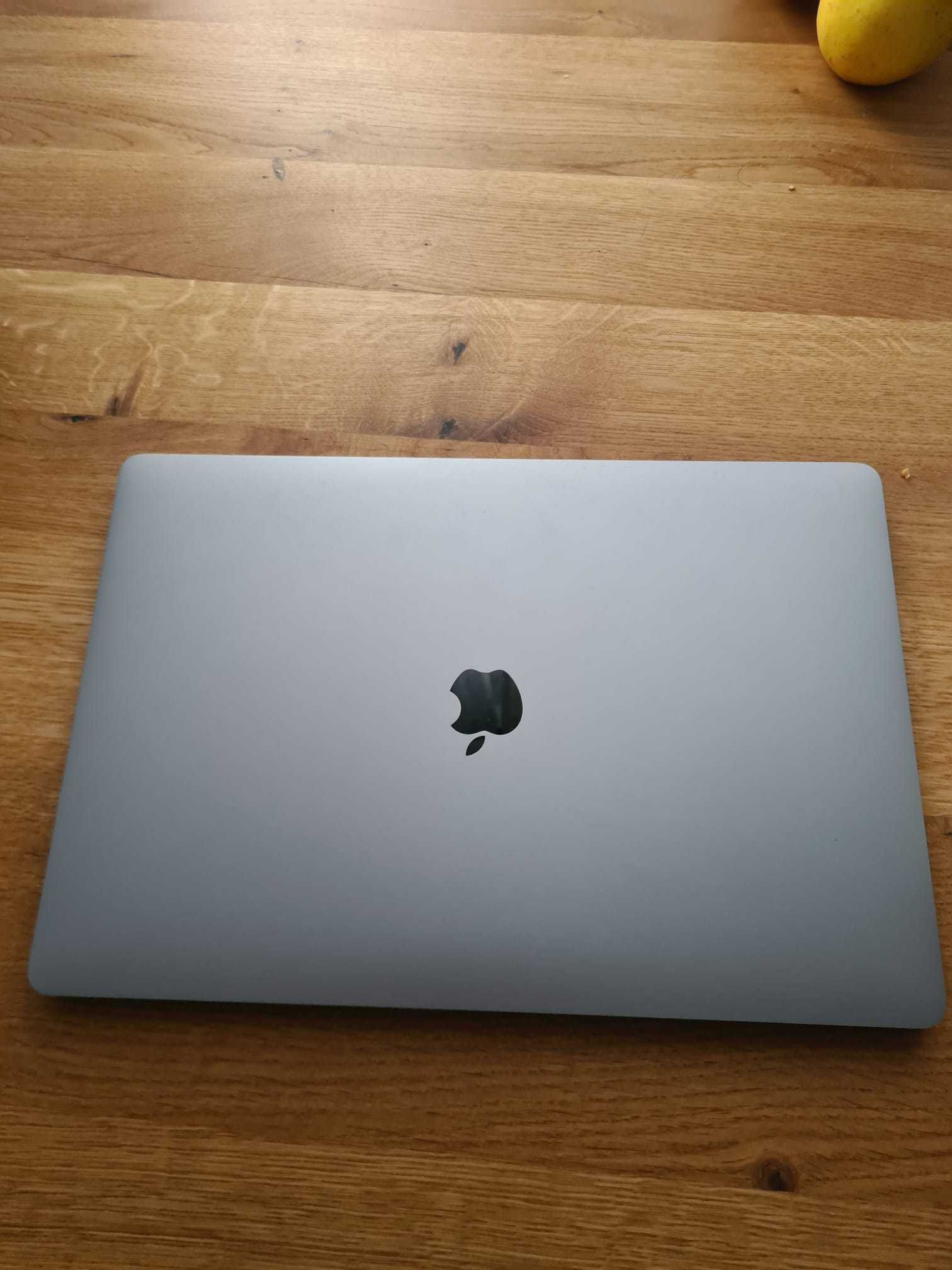 Macbook Pro 16 inch 2019 - 16 gb ram - i7 2.6ghz