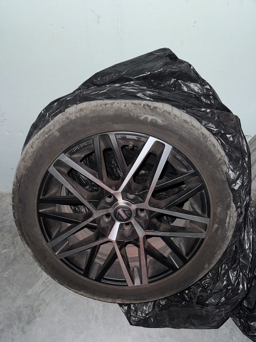 Джанти Momo 17” с летни гуми Goodyear Eagle F1 ASYMM 6 – използвани