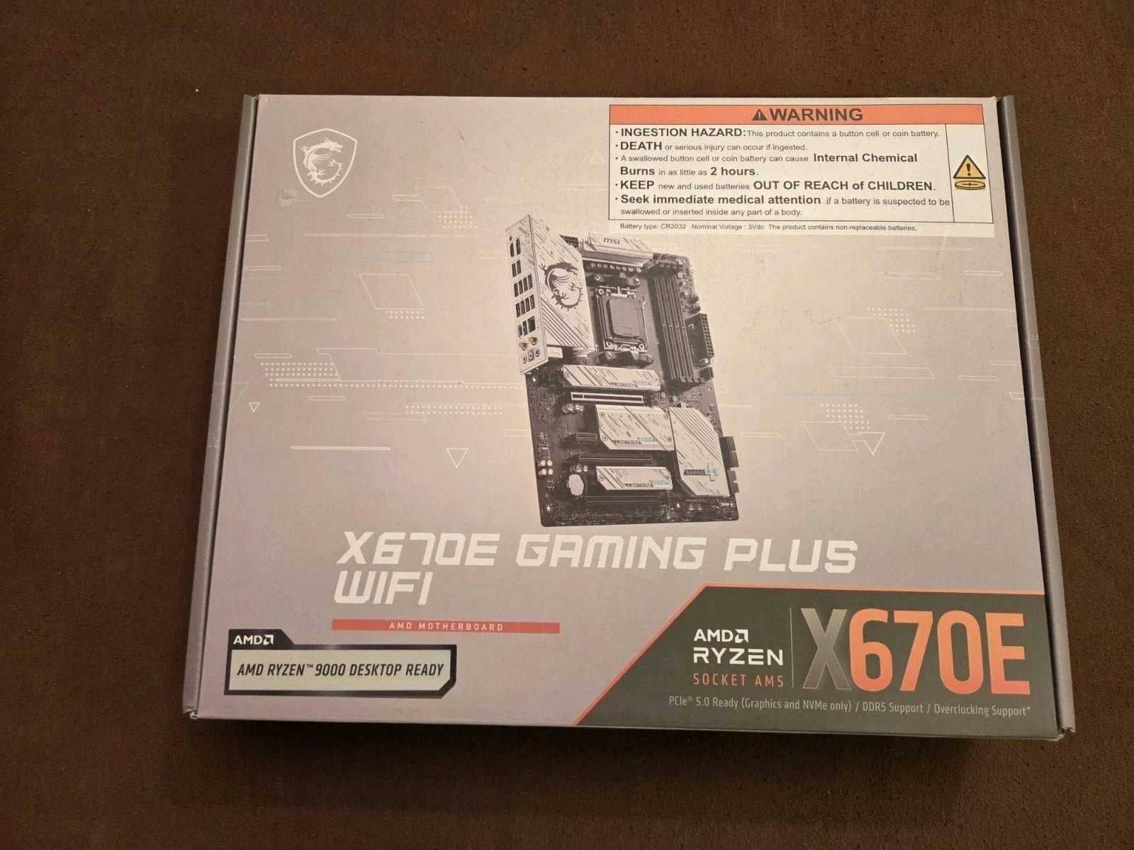 X670E GAMING PLUS WIFI + Ryzen 7 9700X, осемядрен (3.8/5.5GHz] AM5
