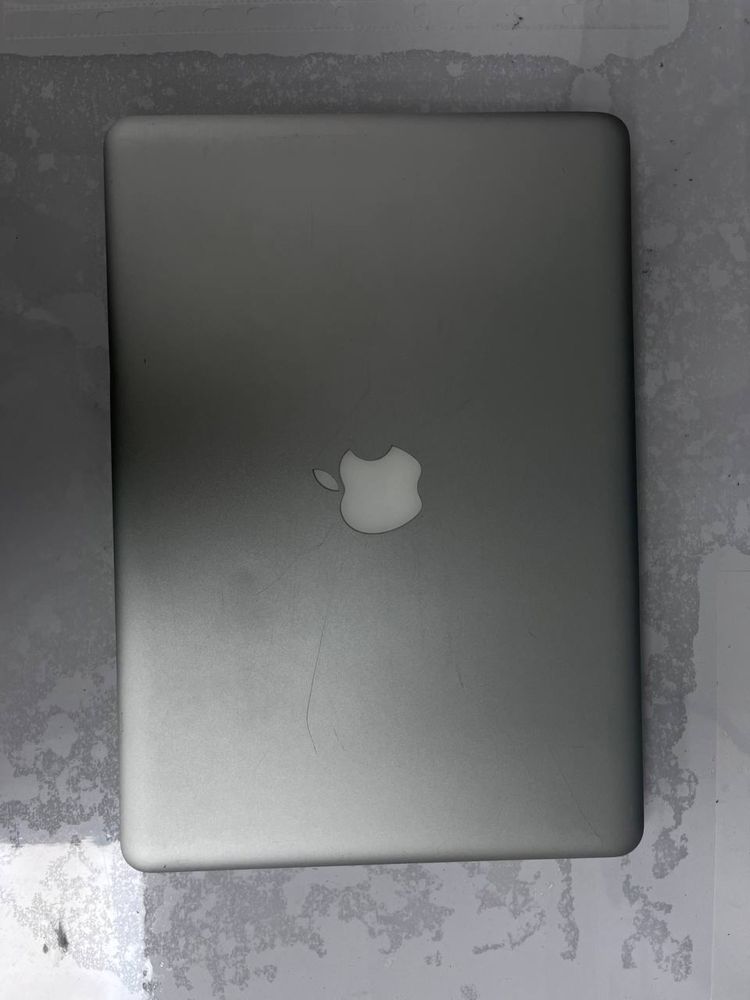 Хорошо зарекомендовавший себя  MacBook Pro.