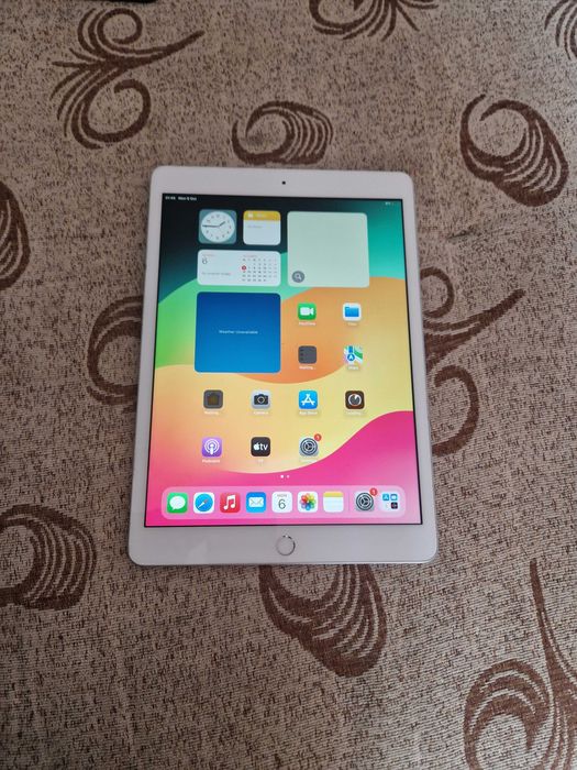 Ipad A2270 ( 8 Th Generation )