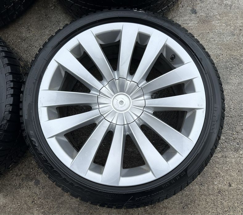 Jante / Roti BMW Seria 7 F01 F02 : 245 40 20 / 275 35 20