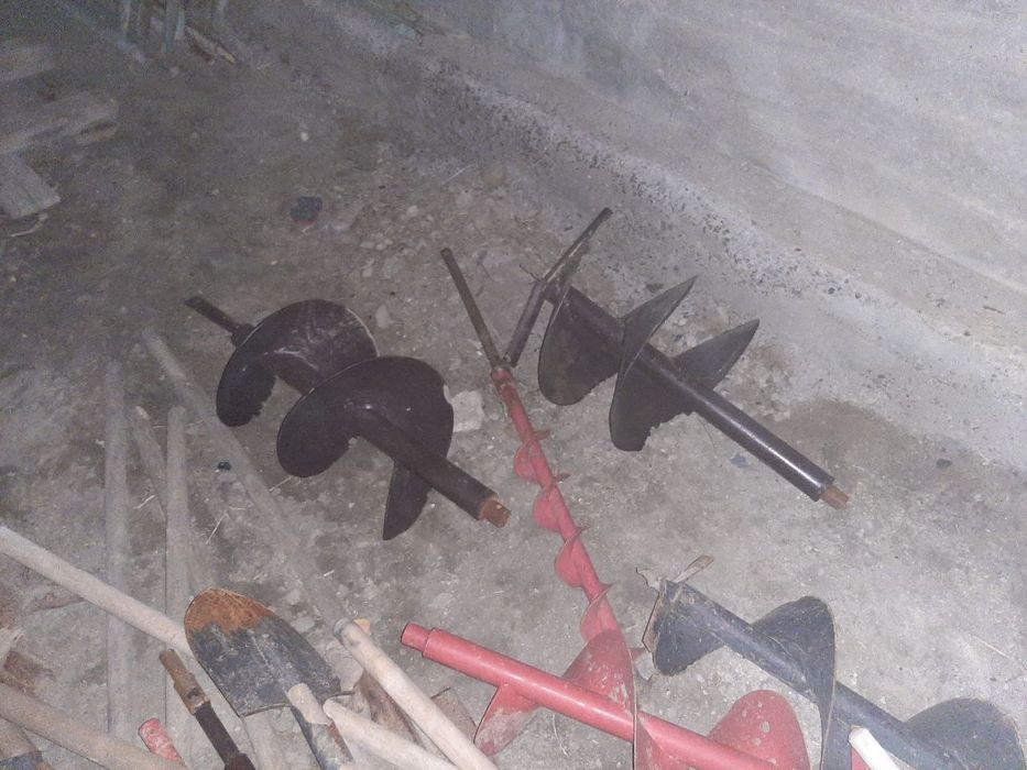 Прокол по дорогу и вертикал столбы