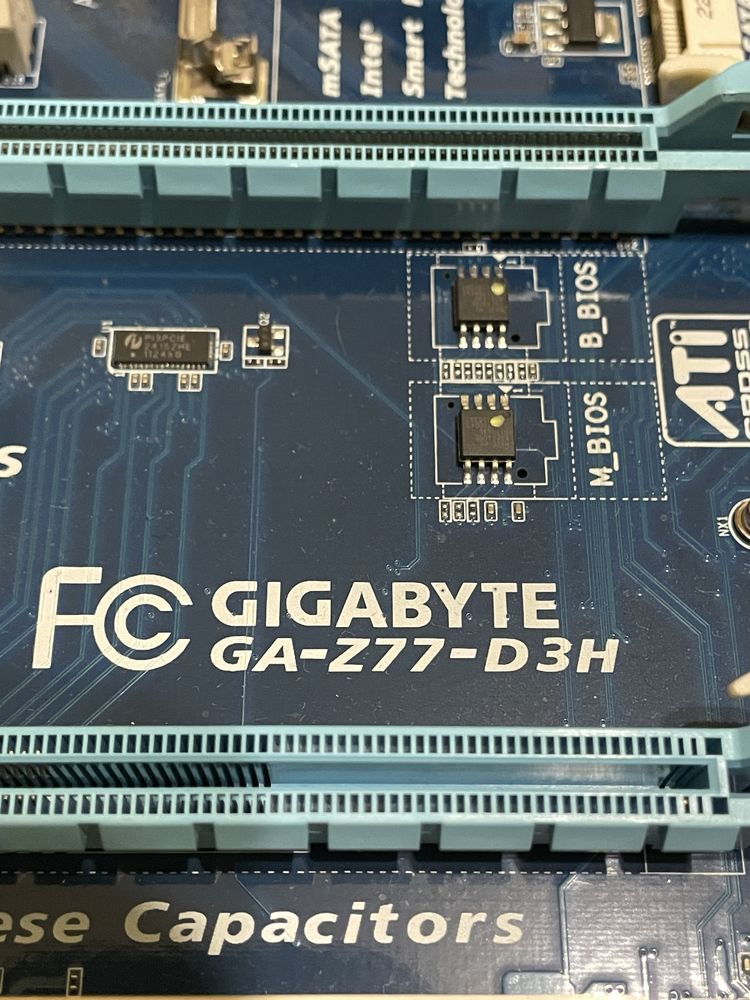 Дънна платка Gigabyte с процесор Intel core I7 3770 и 16 GB рам