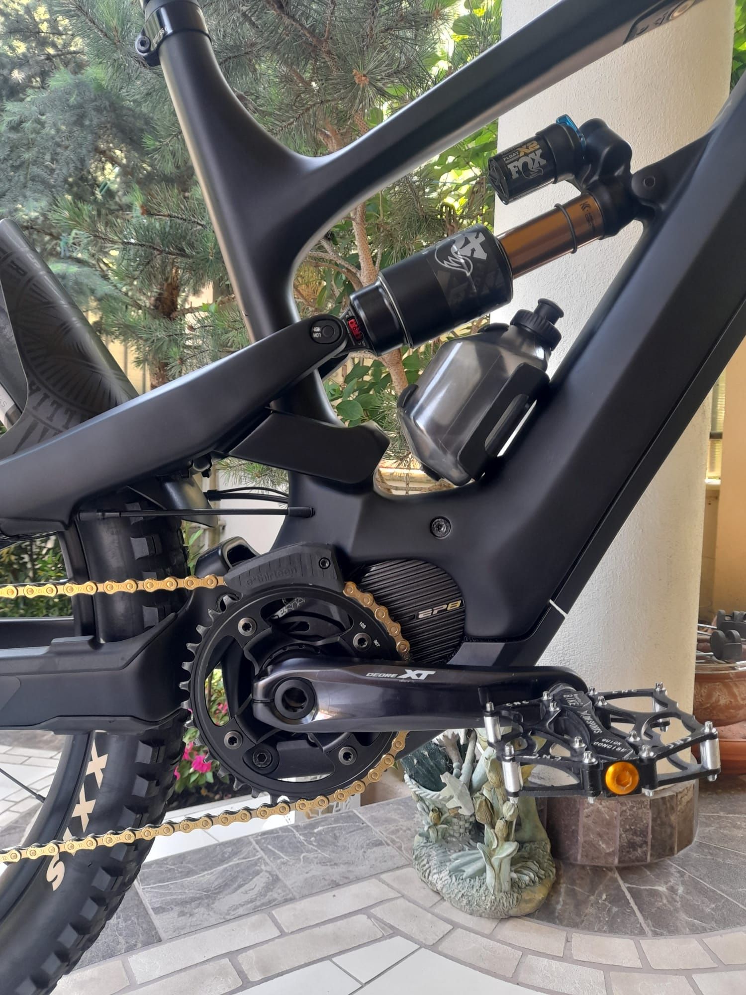 Bicicleta electrica Enduro YT Decoy