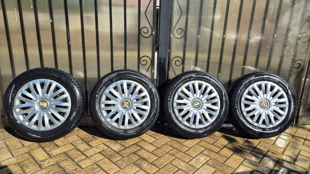 699lei 4 jante tablă 4x108  cu Anvelope iarnă Laufenn 205/60/R16