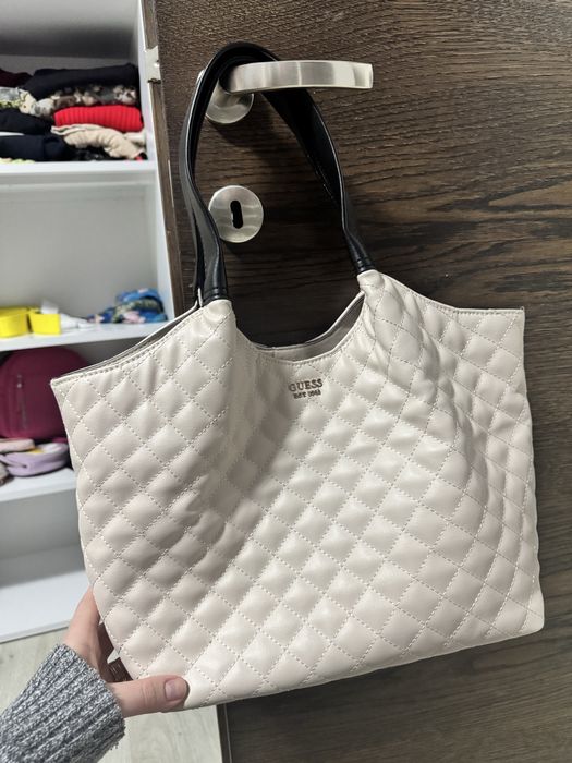 Geanta Guess originala