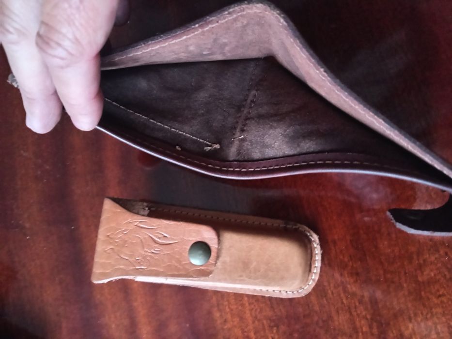 Set portofel plus teacă briceag