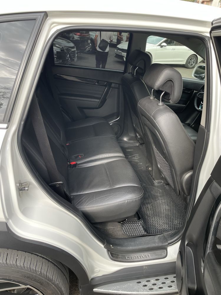 Chevrolet captiva 3/4 qilingan