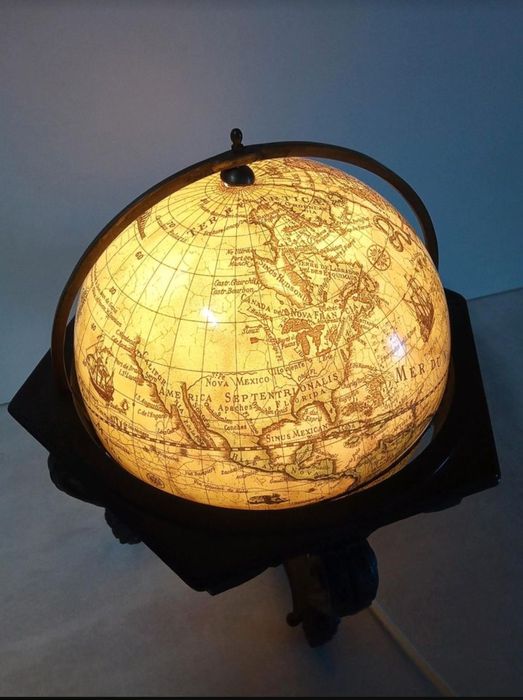 Globul Lumii Vechi circa anii 50 Fabulos