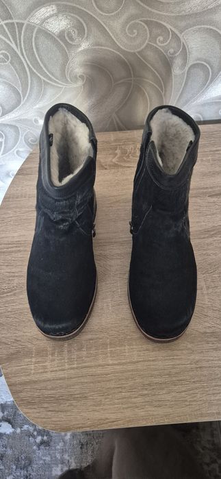 Продам мужские торбаза.