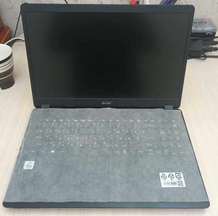 Acer Aspire 3 15.6HD/ i3-1005g1/ 8gb/ SSD-256gb NVME/ UHD Graphics