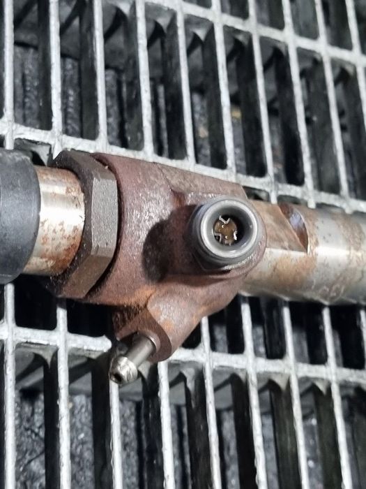 Injector Dacia Duster 1.5 Dci 2010 - 2013 110CP K9K Euro5 (1304) Injectie Continental ...
