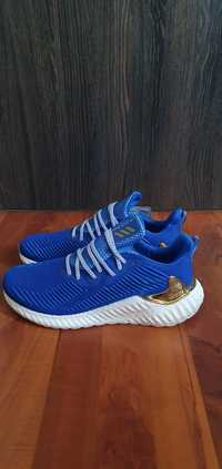 Adidas AlphaBoost M