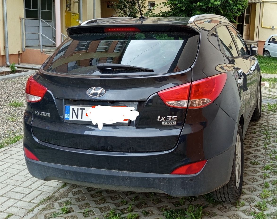 Vând Hyundai ix35