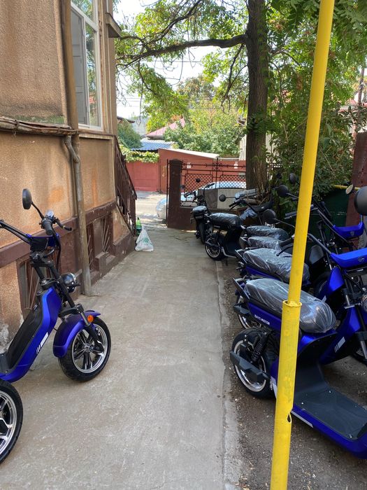 Scutere electrice 3000W autonomie 150km 11 scutere disponibile
