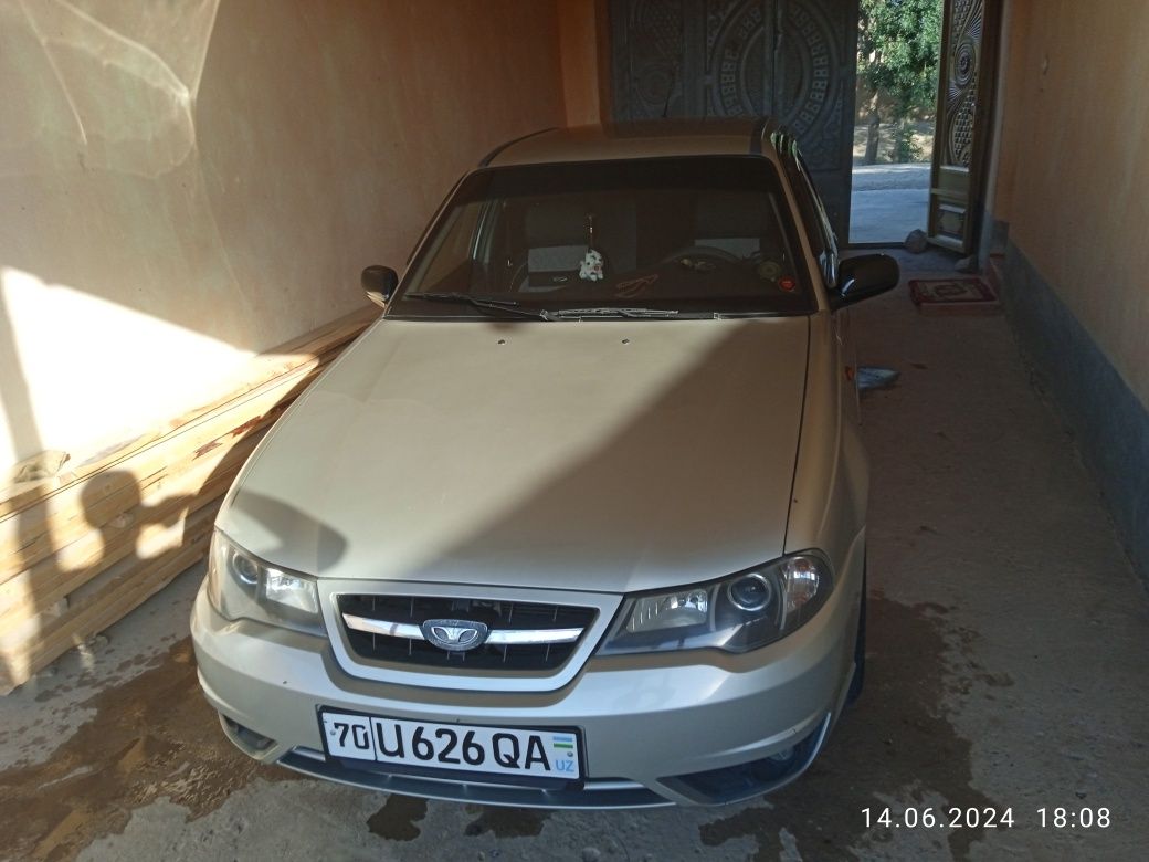 Nexia 2 Dons 2010