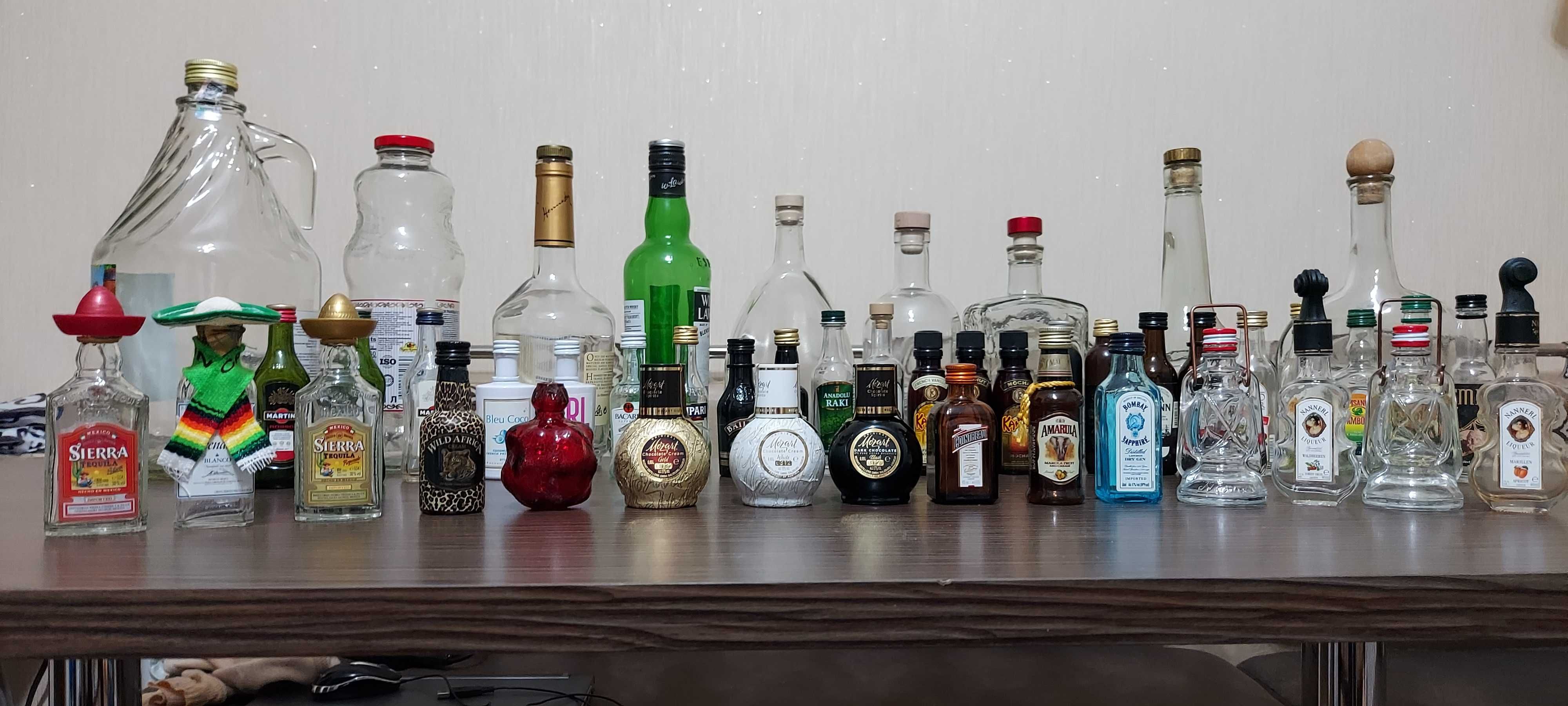 Бутылки пустые разные