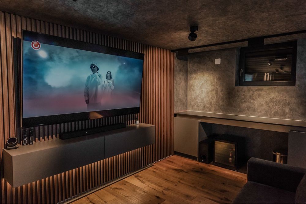 Inchiriez sau vand garsoniera lux*central*vlad tepes*brasov