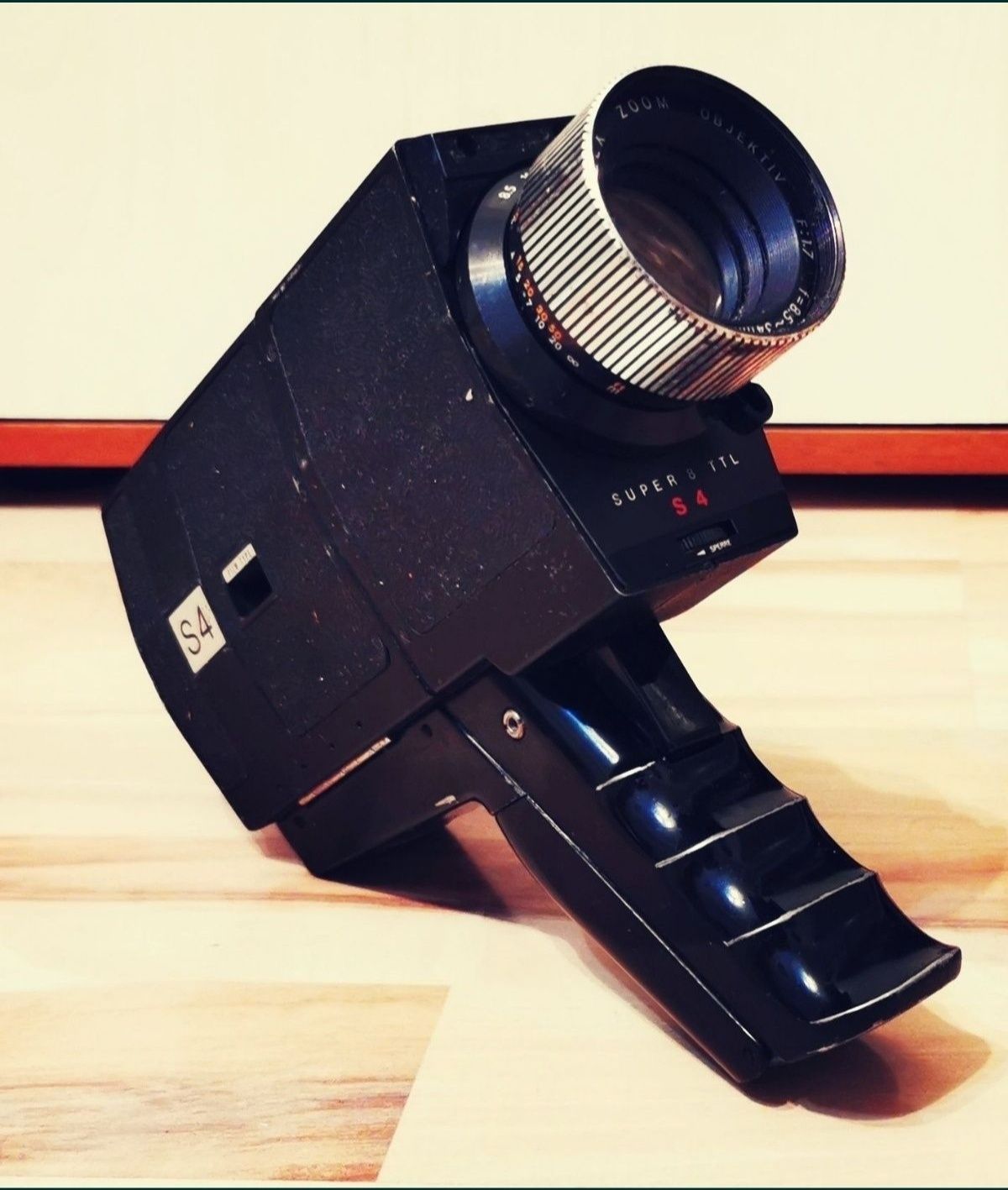 Cameră video Revue Reflex Super 8 S4 retro vintage de colecție