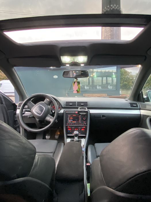 Vând Audi A4 b7  Sline