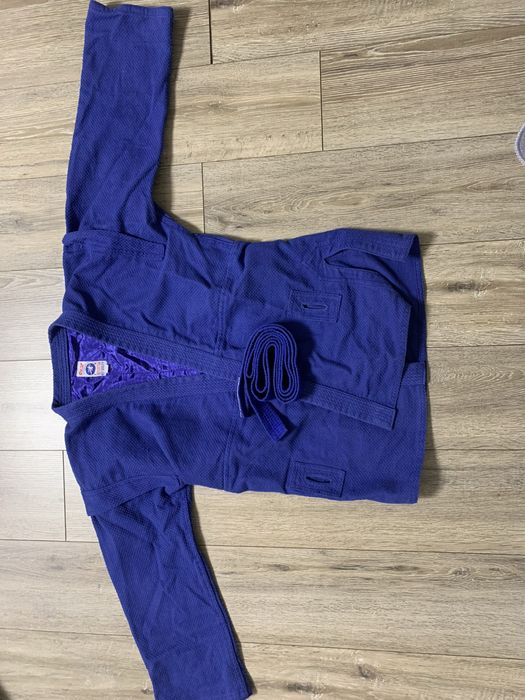 Самбовка синяя + пояс, отличное состояние (размер 48-50 L или М)