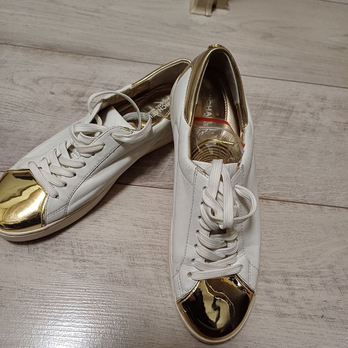 Michael kors оригинални нови слагани един път