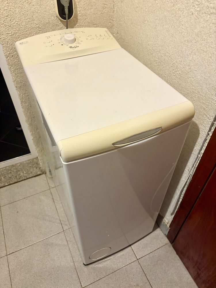 Пералня Whirlpool, горно зареждане, работеща