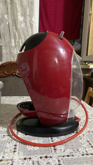 Капсульная кофе машинка Dolce Gusto