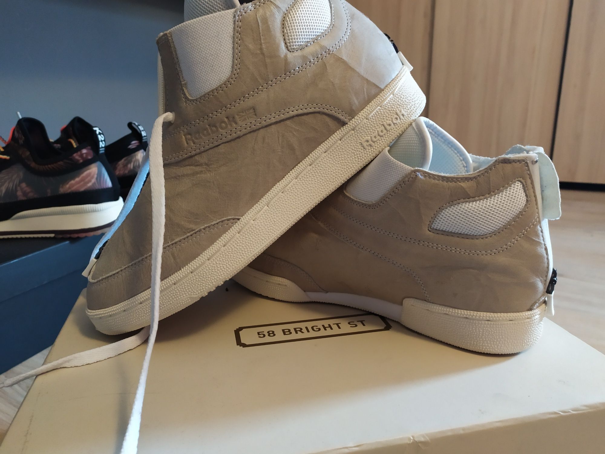 Маратонки Reebok 58 bright st club