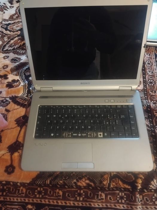 De vânzare 3 leptopuri