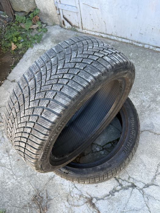 Гуми 18 235/45/18