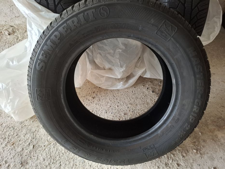 Зимни гуми Semperit 195/65/15