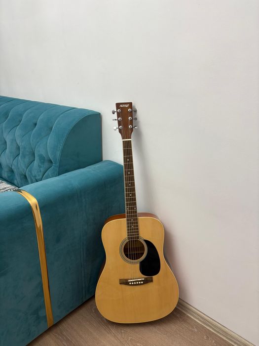 Гитара сатылады.