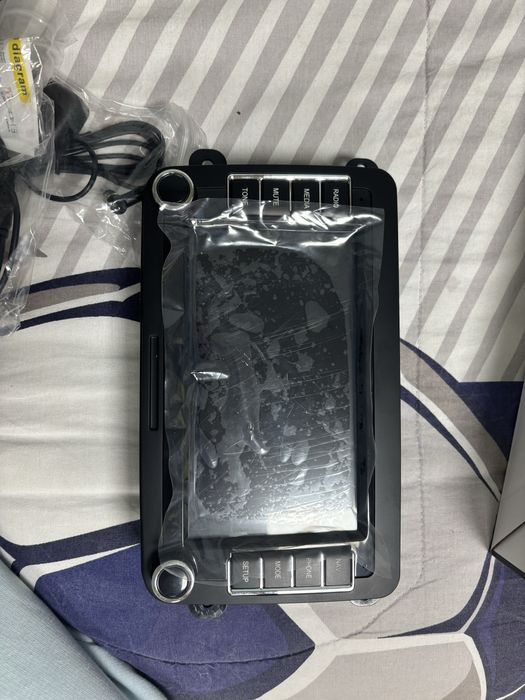 Продавам мултимедия Android 14.0