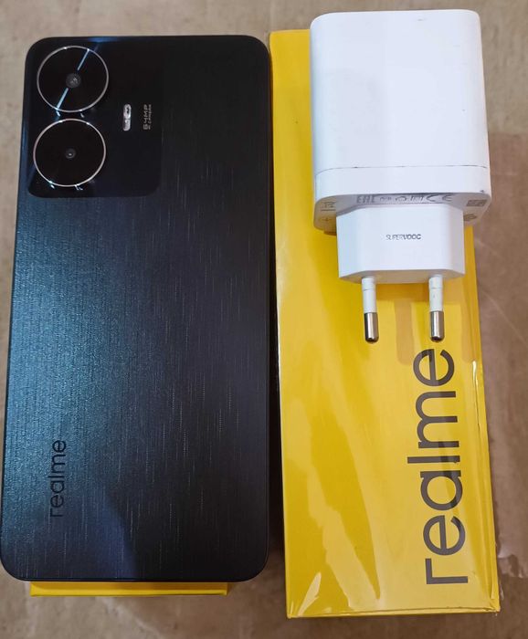 Коледен Realmi C55 / 256Gb/Super бързо зарядно