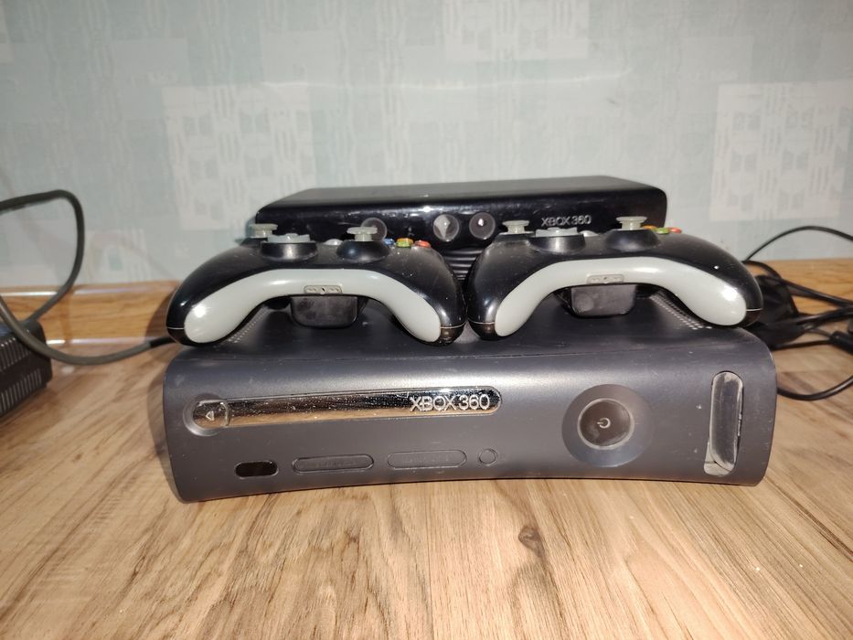 XBOX 360 с играми