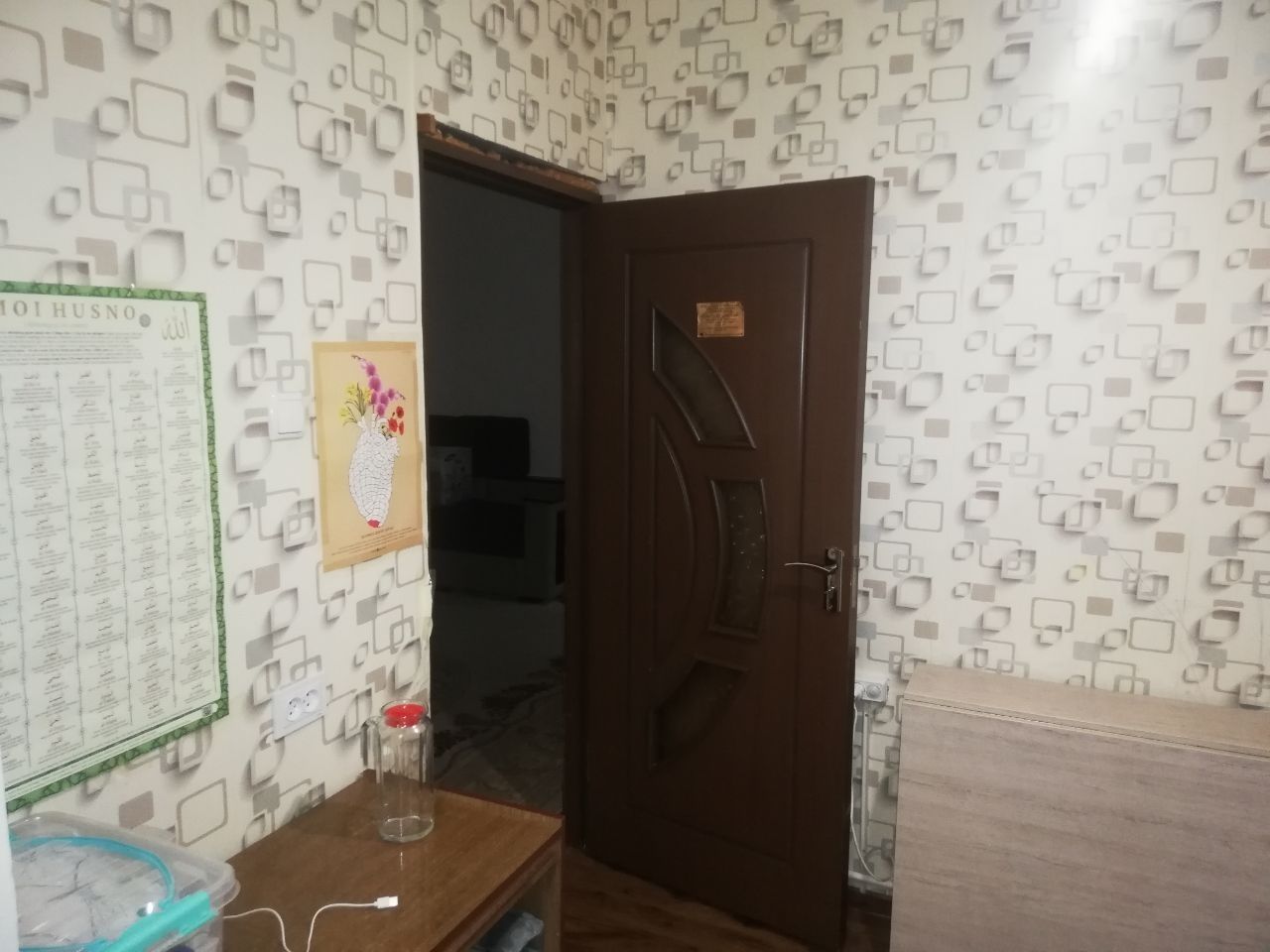 Срочно Продается  Мирабадский р-н Куйлюк 3 
Ориентир: *Поликли