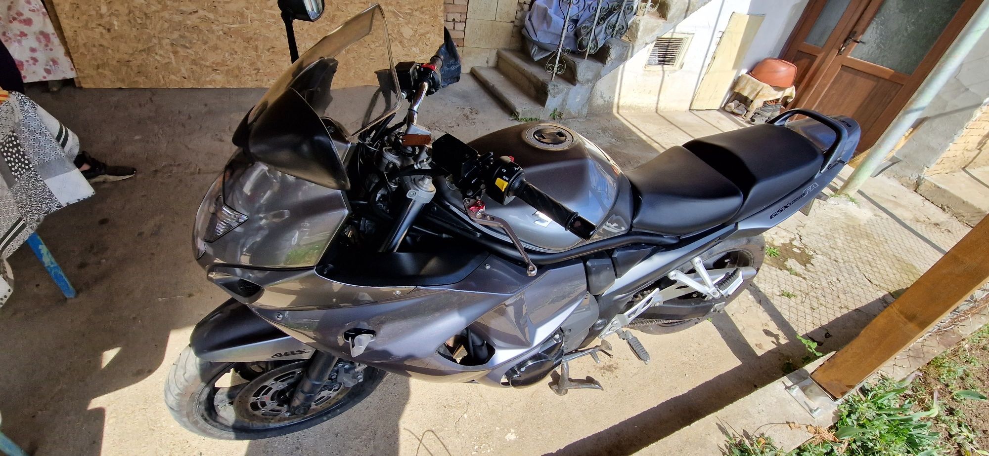 Сузуки бандит1250