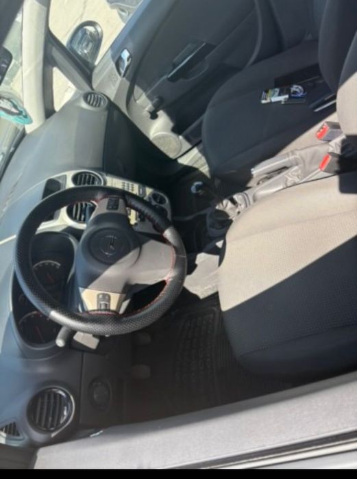 Vând opel corsa 2010